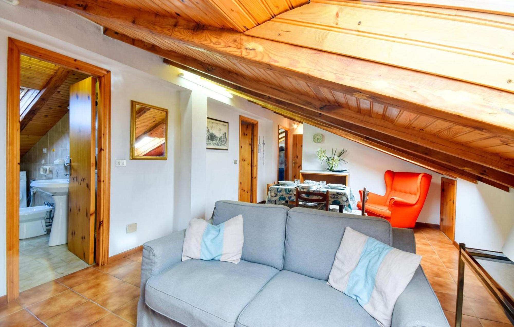 2 Bedroom Stunning Apartment In Moneglia Exteriör bild
